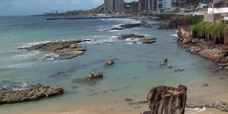 Praias em Nísia Floresta, Parnamirim e Natal estão impróprias para banho