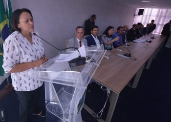“Cada centavo que entrar no cofre usarei para pagar os servidores”, diz Fátima