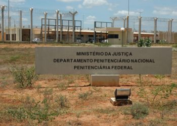 Mais 15 presos do Ceará são transferidos para a Penitenciária Federal de Mossoró