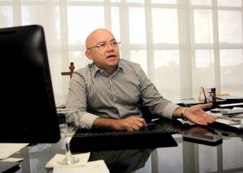 Governo define data para pagamento integral de quem ganha até R$ 6 mil