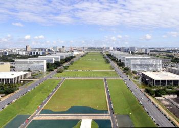 Em nova medida, Governo Federal extingue mais de 13 mil cargos efetivos