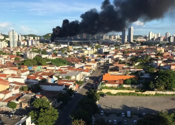 Incêndio atinge maior shopping de Natal