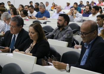 Prefeito e secretários de Parnamirim participam de encontro regional de gestores municipais