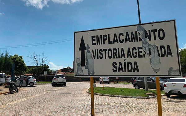 Emplacamentos estão suspensos no Detran e órgão busca alternativas