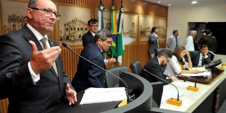 Vereadores de Natal aprovam projeto que prevê mais transparência nas contas
