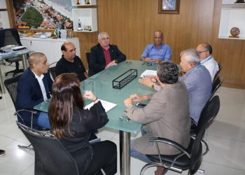 Prefeito assina contrato para realização do concurso da Guarda Municipal