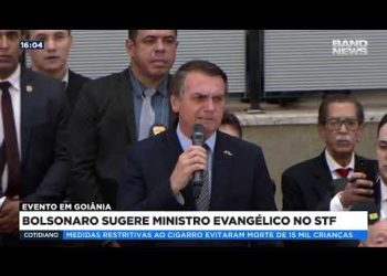 Bolsonaro pergunta em evento: Existe entre os ministros do STF algum evangélico?
