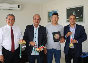 Atleta parnamirinense conquista mundial de Jiu-jitsu na Califórnia