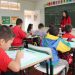 Mulheres levam mais tempo e ganham menos para dirigir escolas