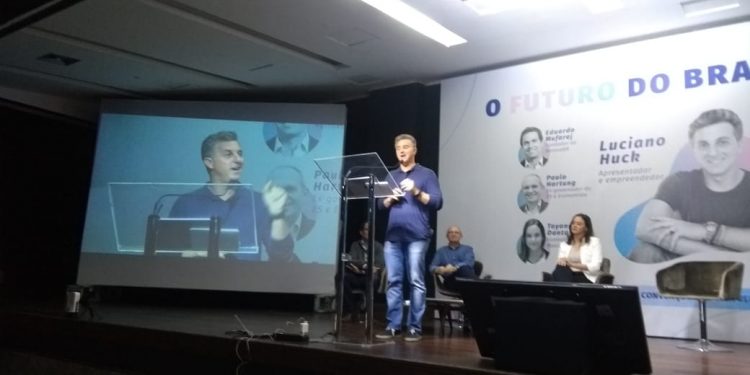 Luciano Huck dispara: ‘Vivemos o último capítulo do que não deu certo’
