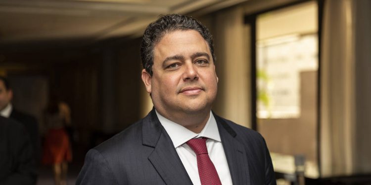 Petrobras cancela contrato com presidente da OAB