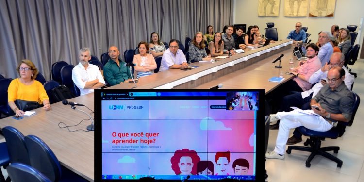 UFRN lança plataforma de cursos a distância para gestores UFRN lança plataforma de cursos a distância para gestores