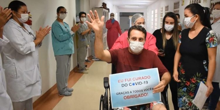 Brasil registra 482.102 pessoas curadas da Covid-19; Número é 7,5% maior que quantidade de casos ativos