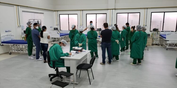 Parnamirim- 	Profissionais do Hospital de Campanha participam de capacitação