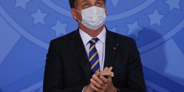 Brasil dividido: 48% querem tirar Bolsonaro e 47% o preferem no cargo