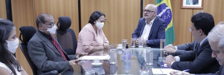 Governo do RN investirá em melhoria do transporte escolar e reforma de escolas
