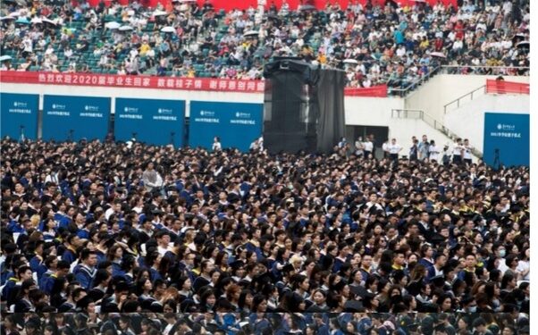 Wuhan, na China é só festa, depois de 14 meses de pandemia