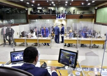 Assembleia autoriza empréstimo de 649 milhões ao governo Fátima
