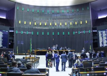 Câmara aprova urgência para votar legalização de jogo do bicho e cassino