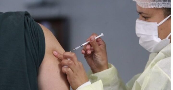 Mais de 600 mil potiguares estão com a 3° dose da vacina contra Covid em atraso