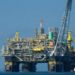 Depois de quebrar recorde na quarta-feira petróleo segue em alta