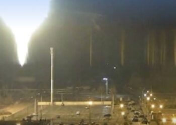 Rússia toma maior usina nuclear da Europa