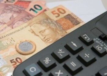 Em meio a guerra e alta dos combustíveis,  Banco Central deve subir hoje taxa básica de juros para 11,75%