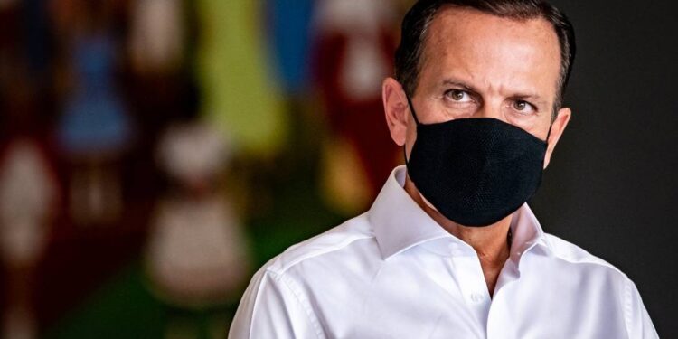 Doria deve anunciar hoje desistência da candidatura à Presidência