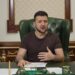 Zelensky usa lei marcial para suspender 11 partidos pró-Rússia e controlar a imprensa televisiva durante a guerra na Ucrânia