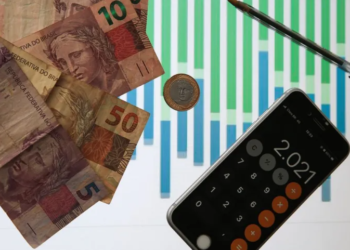 Real e Ibovespa têm 2ª maior valorização no mundo em 2022