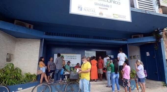 Rio Grande do Norte tem mais pessoas com Auxílio que empregadas