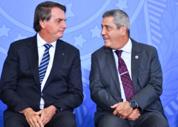 Pretendo anunciar Braga Netto como vice, diz Bolsonaro
