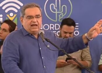 Álvaro Dias diz que Bolsonaro foi o presidente que mais por Natal e pelo RN