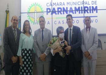 Sessão Solene homenageia Assistentes Sociais de Parnamirim