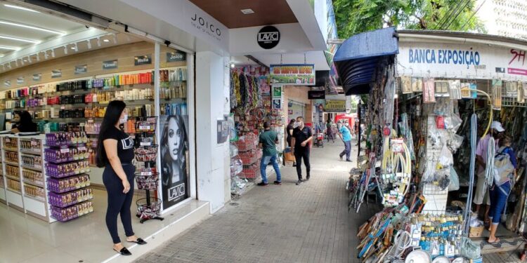 Fecomércio RN aponta que 48% dos natalenses comprarão presentes no Dia dos Namorados