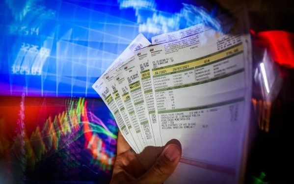 Economia Conta de luz: Aneel anuncia alta de até 64% nas bandeiras tarifárias
