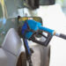 Gasolina cai pela quarta semana seguida no Brasil