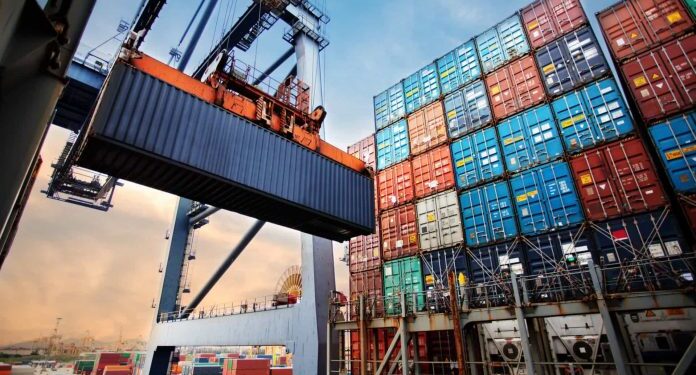 Balança comercial tem superávit de US$ 36,82 bilhões no acumulado do ano