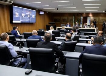Vereadores de começam a votar mudanças no Código Tributario de Natal