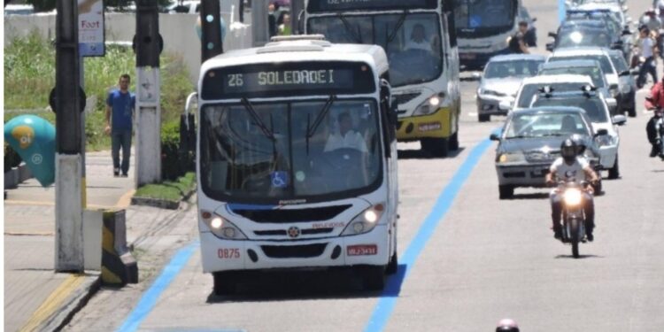 Transporte público de Natal funcionará com catraca livre até às 19h no domingo da eleição