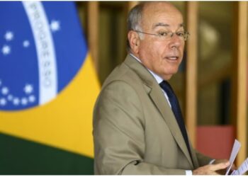 Brasil não exige retirada das tropas russas da Ucrânia, diz chanceler