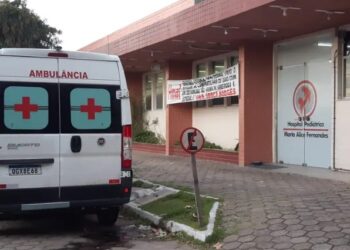 Com hospitais pediátricos lotados, RN tem 10 crianças a espera de leitos de UTI e outras 25 aguardando leitos clínicos na rede pública de saúde