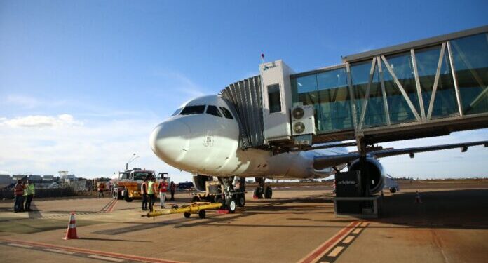 Brasil registra recorde de 7,3 milhões de passageiros aéreos em maio, maior volume para o mês desde 2015