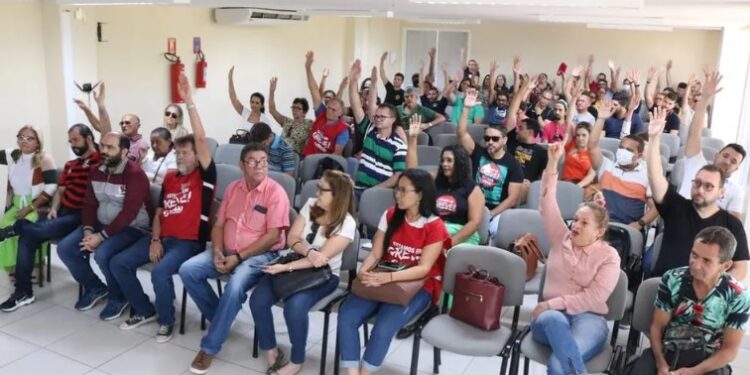Servidores do Detran-RN encerram greve após decisão judicial considerar movimento ilegal
