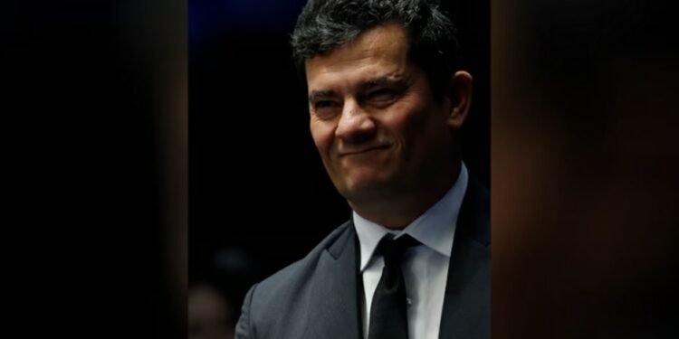 “Ou Lula mentiu ou foi enganado por seus ministros”, diz Moro sobre 8/1