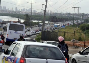 Ponte de Igapó é interditada parcialmente a partir de hoje; obra pode durar 12 meses
