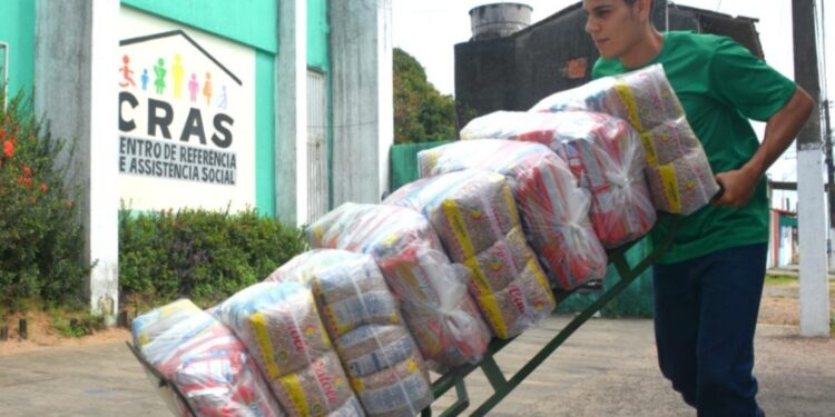 Parnamirim – Semas entrega 8 toneladas de alimentos
