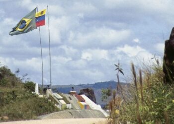 Inteligência da PF monitora fronteira em meio a aumento de tensão entre Venezuela e Guiana