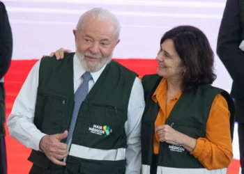 Lula gastou 61% a menos que Bolsonaro em campanha contra a dengue