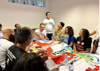 Após protesto, grevistas do IFRN são recebidos por ministro da Educação em Natal e apresentam reivindicações